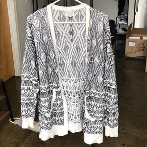 Black & white knit cardigan